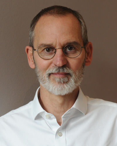 <p>CLEMENS<br />
SCHLIESSER</p>
